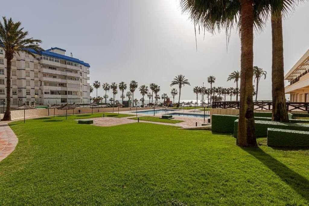 797 Holiday Rentals- Apartamento En Aloha Playa Frente Al Mar Benalmádena Εξωτερικό φωτογραφία