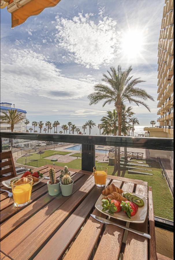 797 Holiday Rentals- Apartamento En Aloha Playa Frente Al Mar Benalmádena Εξωτερικό φωτογραφία