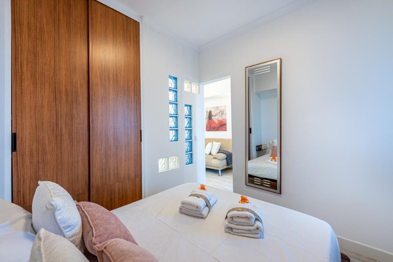 797 Holiday Rentals- Apartamento En Aloha Playa Frente Al Mar Benalmádena Εξωτερικό φωτογραφία